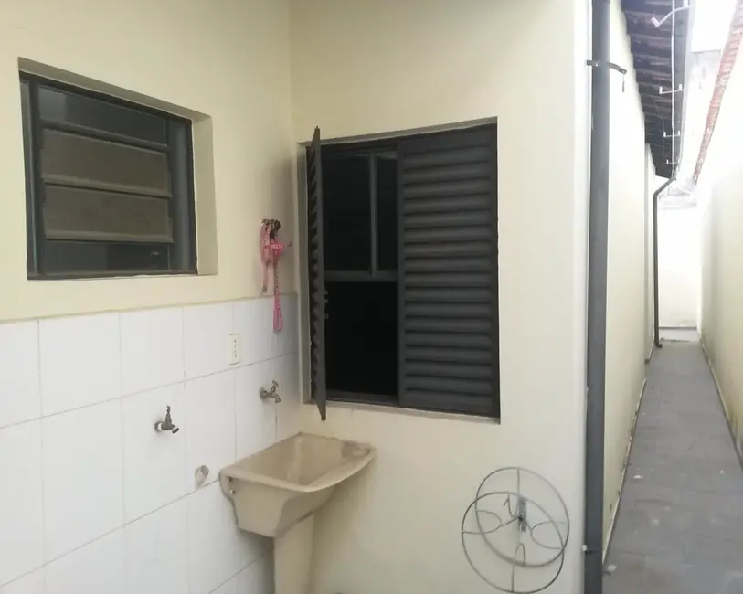 Casa com 3 quartos à venda, 130m2 em Vila Gardiman, Itu - SP - imagem 3 Foto 3 de Casa com 3 quartos à venda, 130m2 em Vila Gardiman, Itu - SP