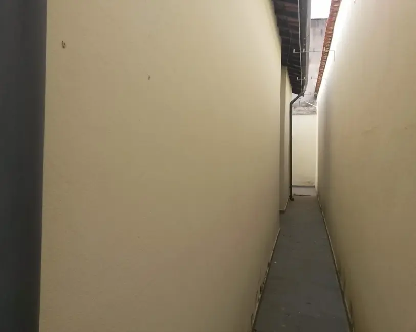 Foto 2 de Casa com 3 quartos à venda, 130m2 em Vila Gardiman, Itu - SP