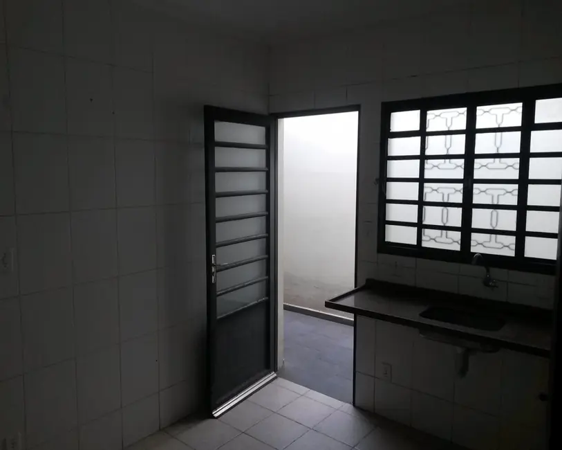 Casa com 3 quartos à venda, 130m2 em Vila Gardiman, Itu - SP - imagem 7 Foto 7 de Casa com 3 quartos à venda, 130m2 em Vila Gardiman, Itu - SP