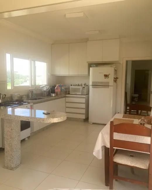 Foto 2 de Casa com 4 quartos à venda, 334m2 em Salto - SP