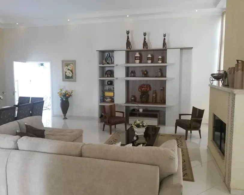 Foto 3 de Casa com 4 quartos à venda e para alugar, 480m2 em Haras Paineiras, Salto - SP