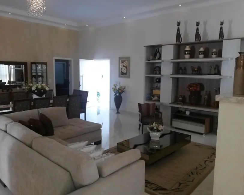 Foto 4 de Casa com 4 quartos à venda e para alugar, 480m2 em Haras Paineiras, Salto - SP