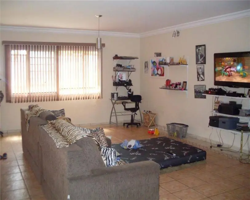 Foto 8 de Casa com 3 quartos à venda, 450m2 em Salto - SP