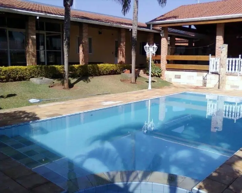 Foto 1 de Casa com 3 quartos à venda, 450m2 em Salto - SP