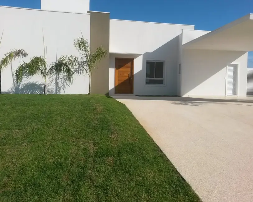 Foto 1 de Casa com 3 quartos à venda, 225m2 em Salto - SP