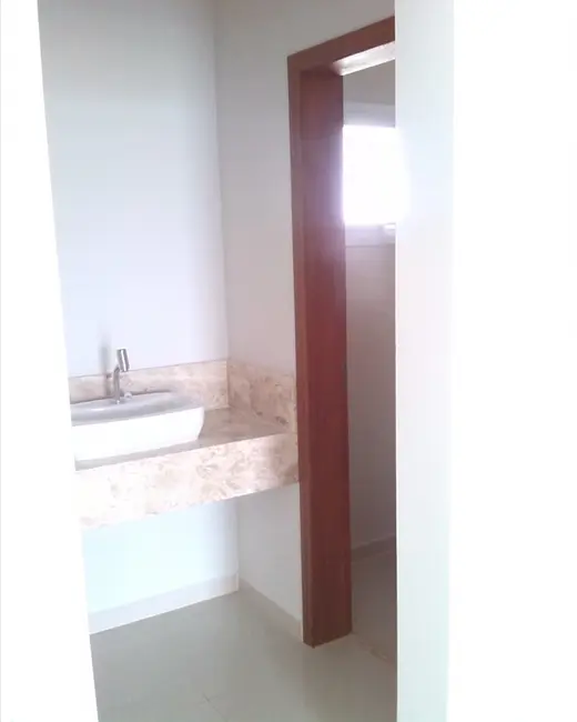 Foto 6 de Casa com 3 quartos à venda, 235m2 em Salto - SP