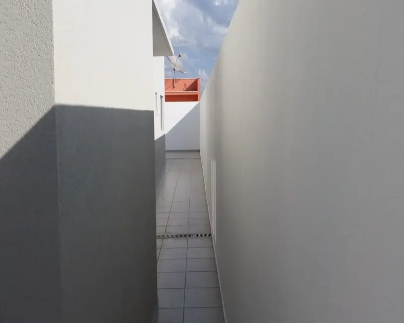 Foto 4 de Casa com 2 quartos à venda, 74m2 em Salto - SP