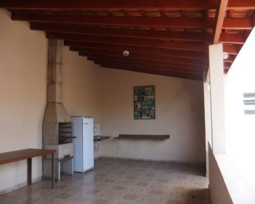 Foto 3 de Casa com 3 quartos à venda, 130m2 em Salto - SP