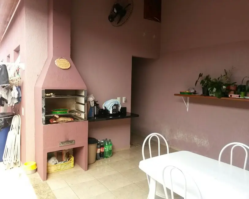 Foto 5 de Casa com 4 quartos à venda, 214m2 em Jardim Faculdade, Itu - SP