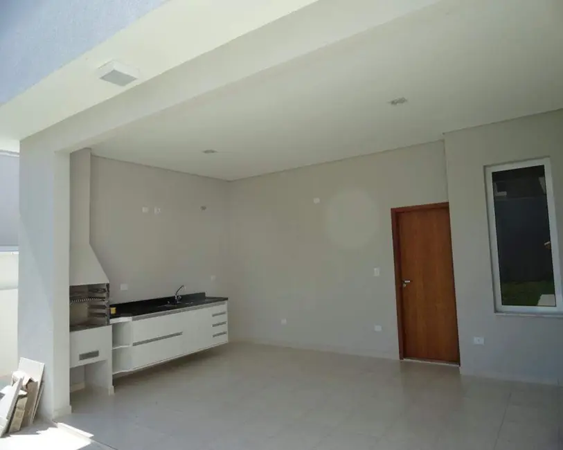 Foto 7 de Casa com 3 quartos à venda, 233m2 em Salto - SP