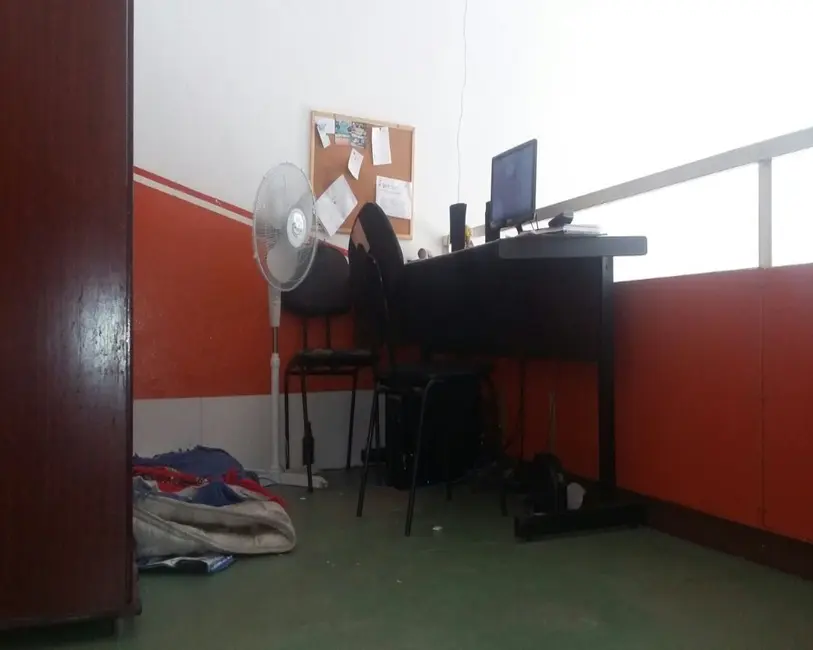 Foto 3 de Armazém / Galpão à venda, 100m2 em Parque das Rosas, Itu - SP