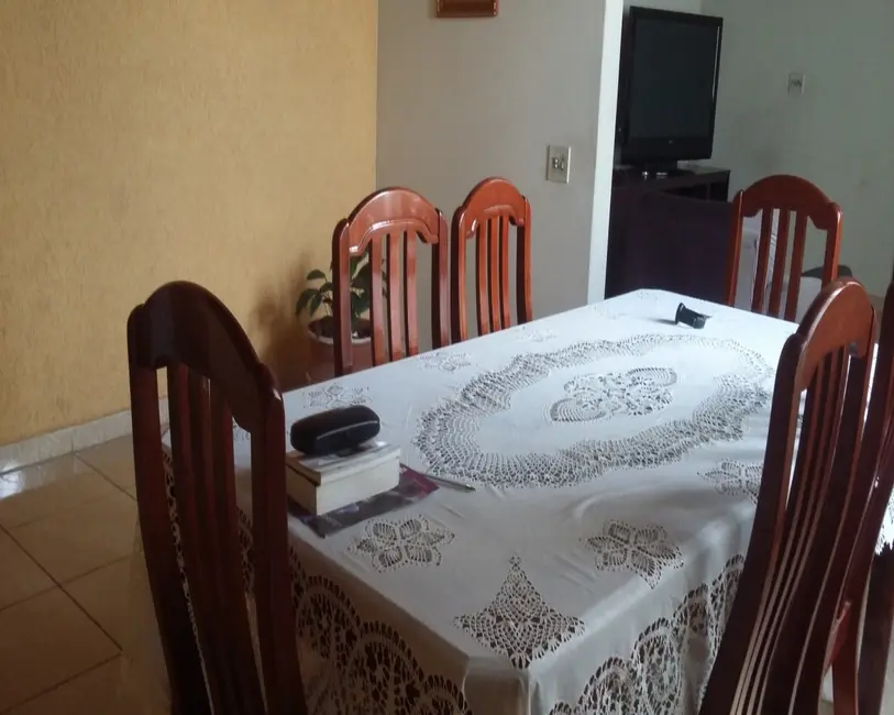 Casa com 4 quartos à venda, 240m2 em Itu - SP - imagem 4 Foto 4 de Casa com 4 quartos à venda, 240m2 em Itu - SP