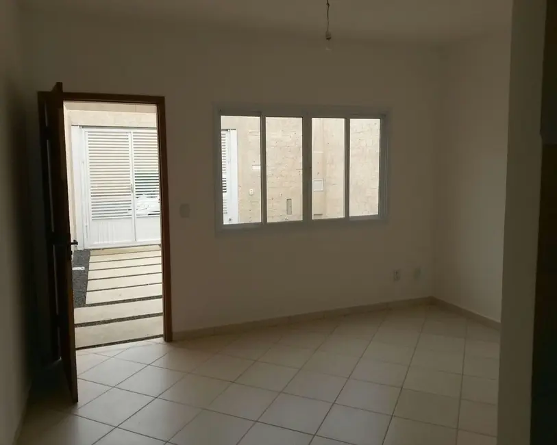 Foto 2 de Casa com 2 quartos à venda, 61m2 em Itu - SP