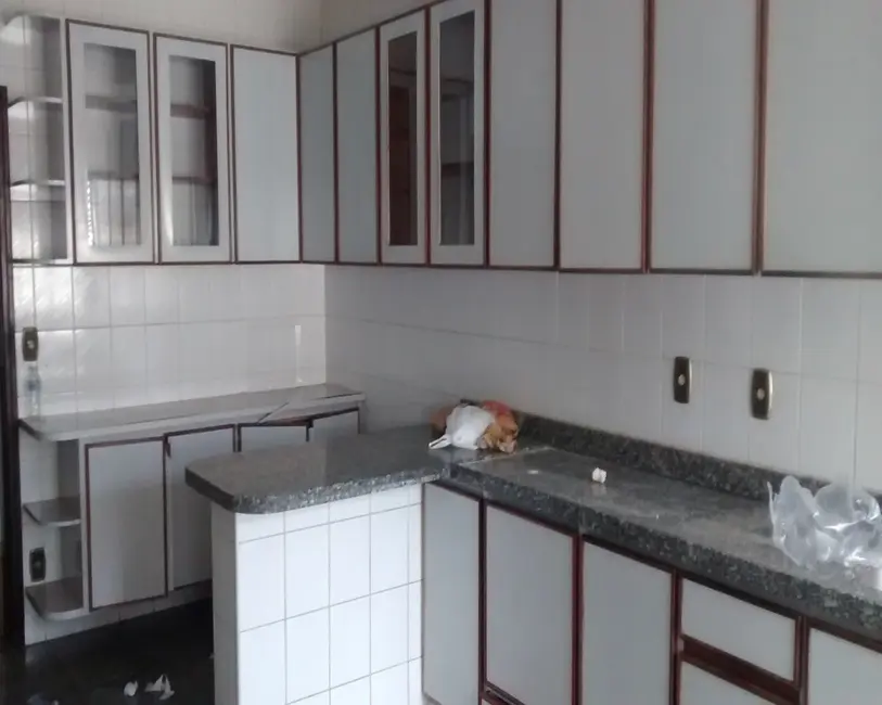 Casa com 5 quartos para alugar, 500m2 em Centro, Itu - SP - imagem 6 Foto 6 de Casa com 5 quartos para alugar, 500m2 em Centro, Itu - SP