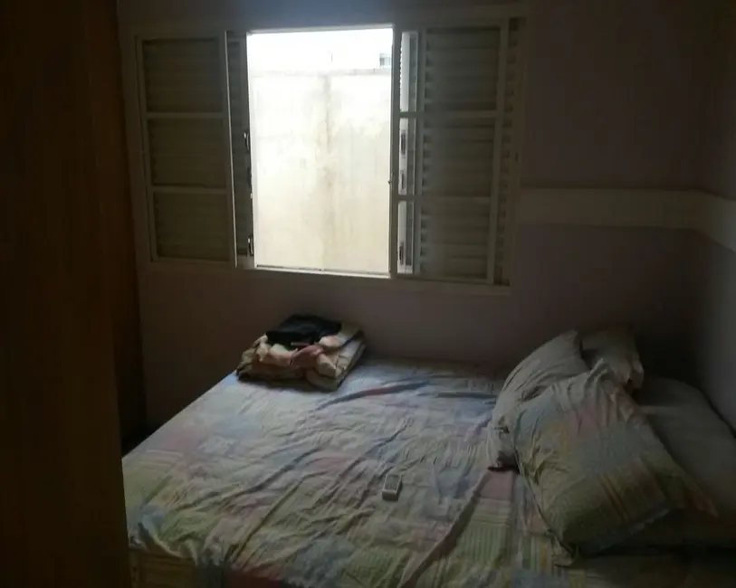 Foto 2 de Casa com 2 quartos à venda, 140m2 em São Luiz, Itu - SP