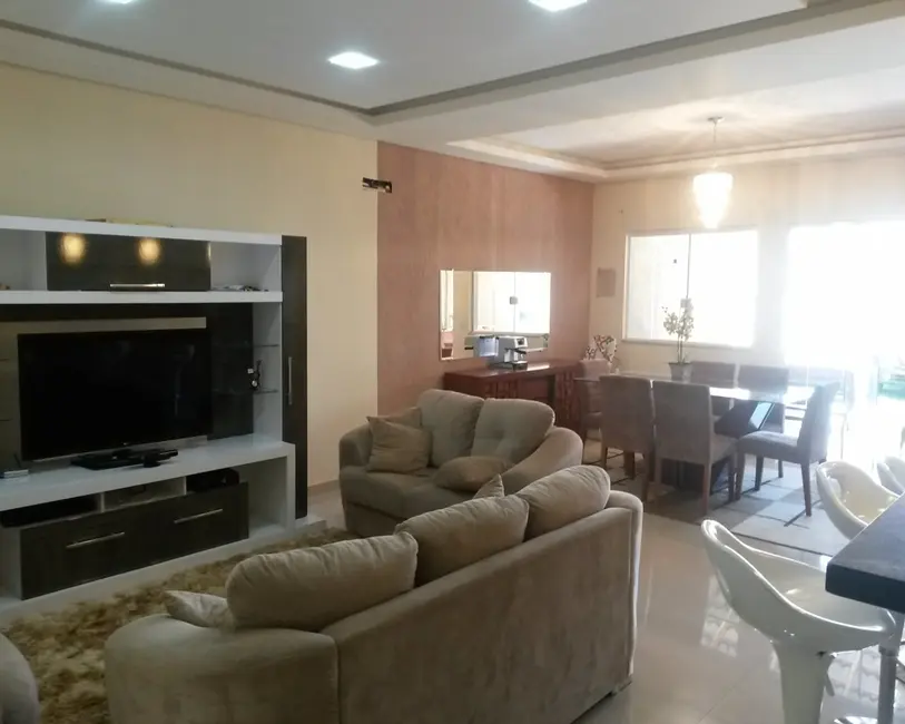 Foto 1 de Casa com 4 quartos à venda, 180m2 em Jardim Paulista II, Itu - SP