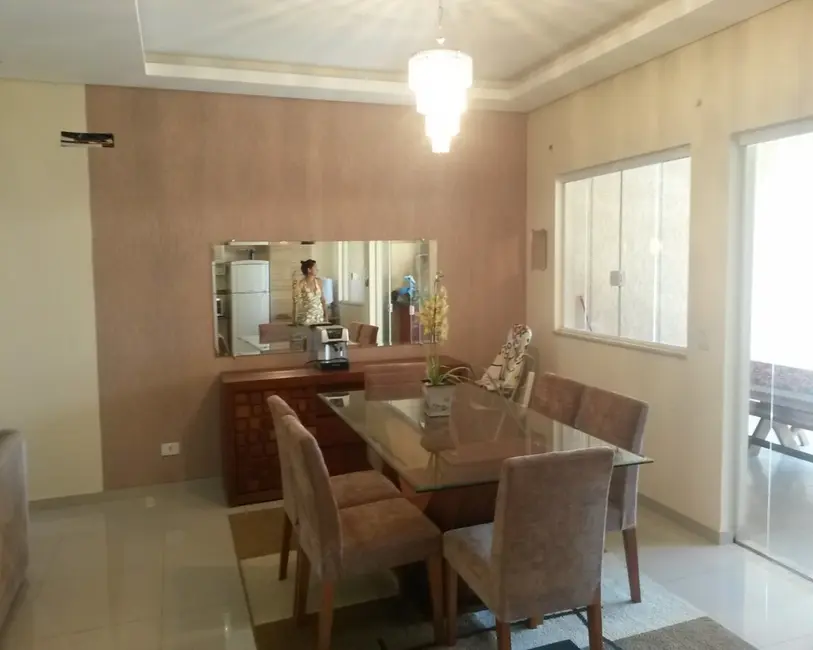 Foto 9 de Casa com 4 quartos à venda, 180m2 em Jardim Paulista II, Itu - SP