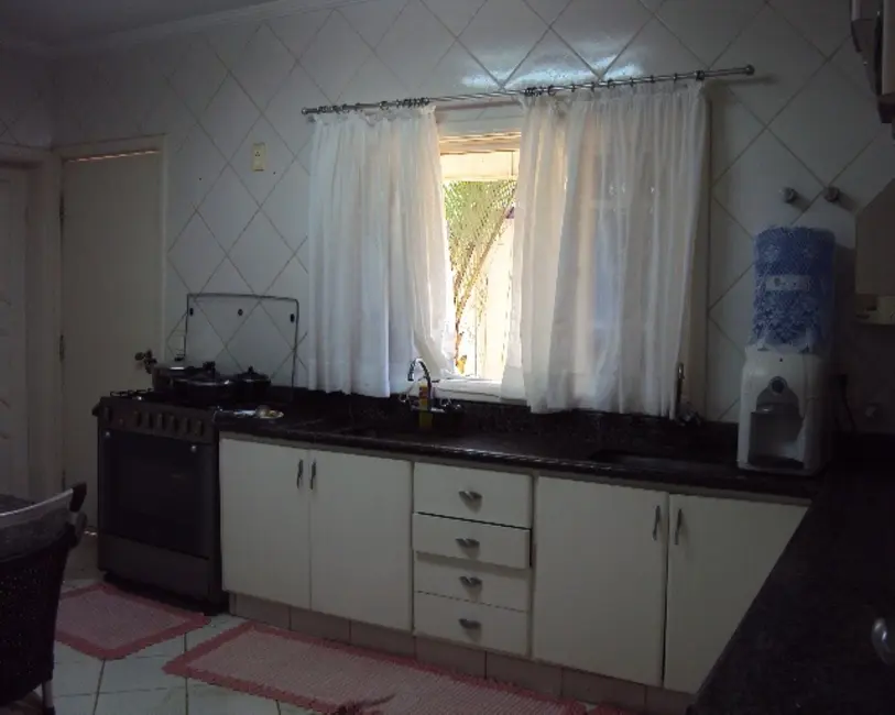 Foto 5 de Casa com 5 quartos à venda e para alugar, 400m2 em Itu - SP