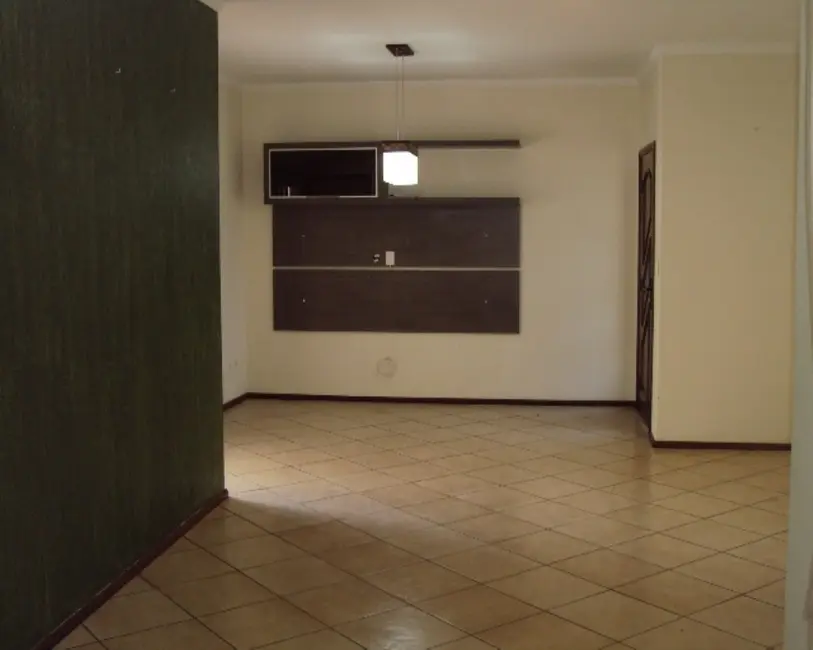 Casa com 3 quartos à venda, 240m2 em Condomínio Portal de Itu, Itu - SP - imagem 5 Foto 5 de Casa com 3 quartos à venda, 240m2 em Condomínio Portal de Itu, Itu - SP