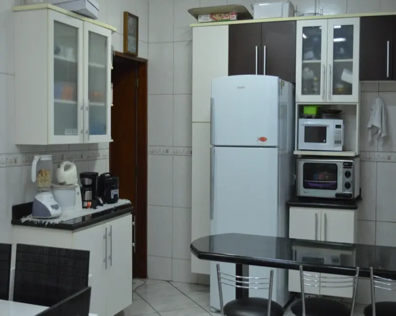 Foto 3 de Casa com 3 quartos à venda, 130m2 em Parque América, Itu - SP