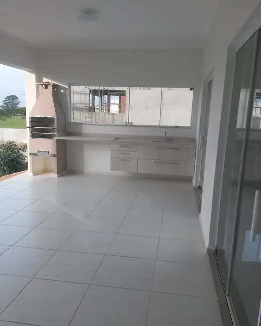 Foto 1 de Casa com 3 quartos à venda, 230m2 em Salto - SP