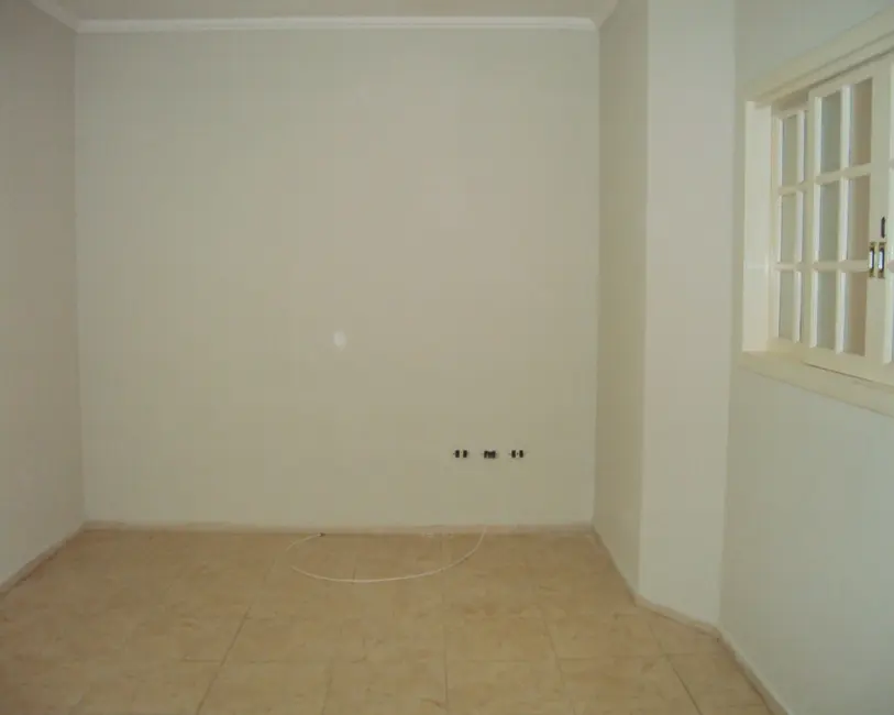 Casa com 3 quartos à venda em Vila Gardiman, Itu - SP - imagem 3 Foto 3 de Casa com 3 quartos à venda em Vila Gardiman, Itu - SP