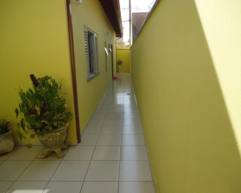 Foto 3 de Casa com 3 quartos à venda, 229m2 em Salto - SP