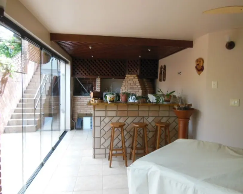 Foto 3 de Casa com 3 quartos à venda, 540m2 em Itu - SP