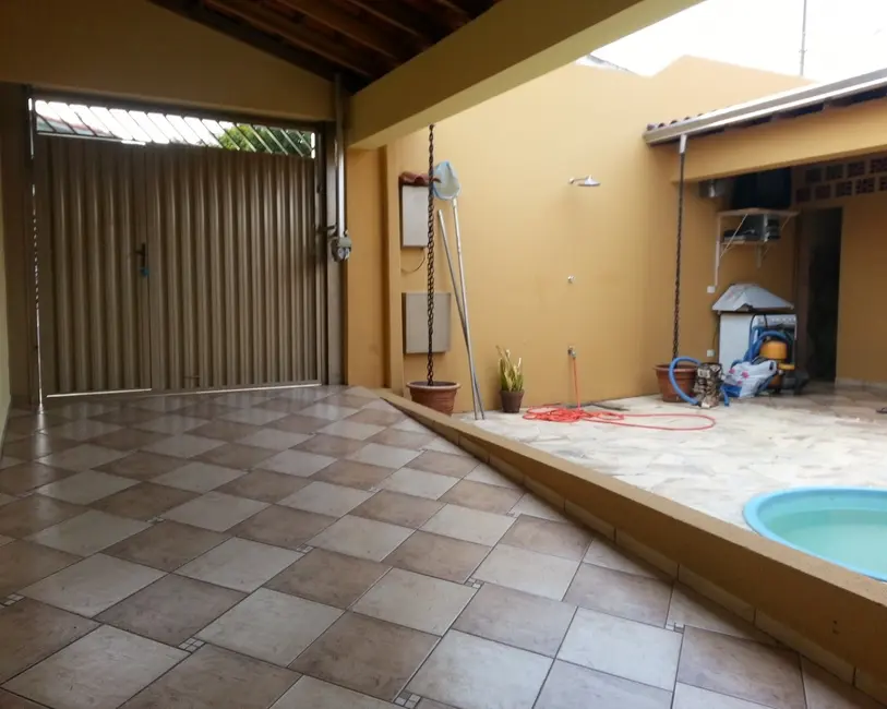 Foto 1 de Casa com 3 quartos à venda, 215m2 em Jardim Bandeirantes, Salto - SP