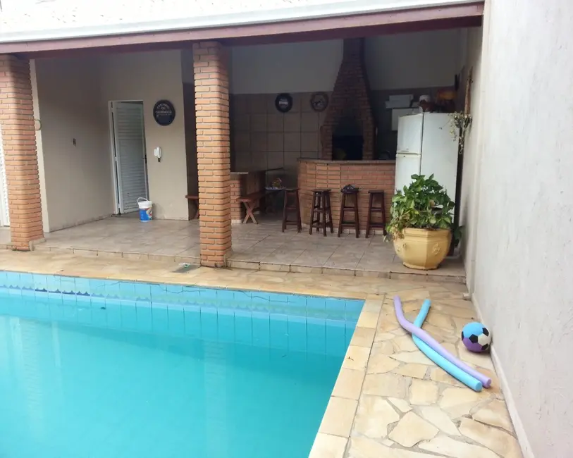 Foto 1 de Casa com 3 quartos à venda, 269m2 em Itu - SP