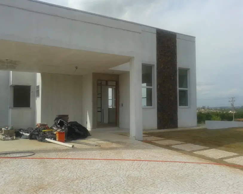 Foto 3 de Casa com 3 quartos à venda, 220m2 em Salto - SP