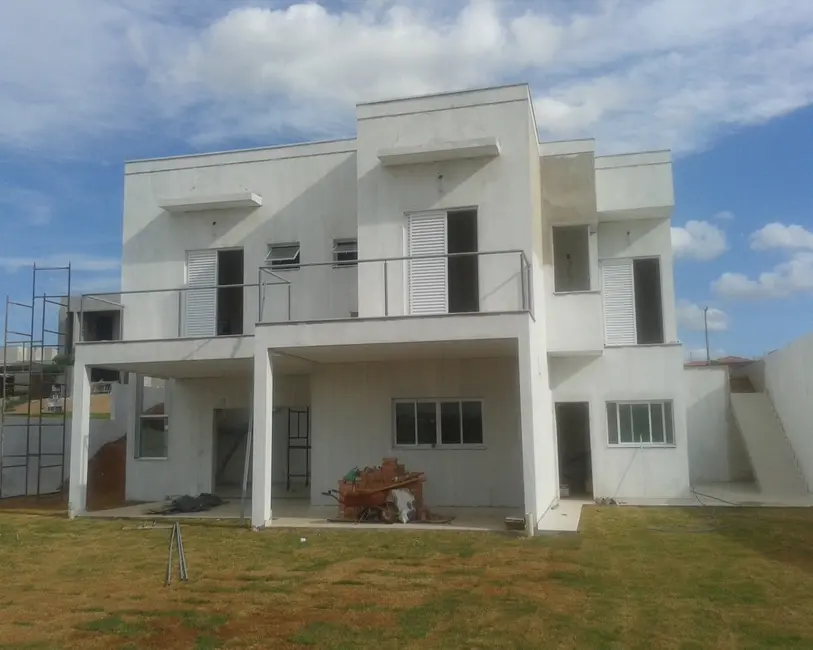 Foto 1 de Casa com 3 quartos à venda, 220m2 em Salto - SP