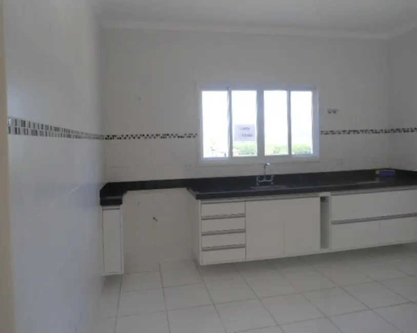 Foto 8 de Casa com 3 quartos à venda, 205m2 em Salto - SP