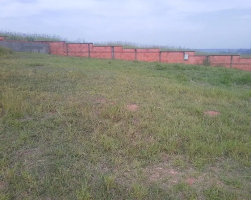 Foto 1 de Terreno / Lote à venda em Salto - SP