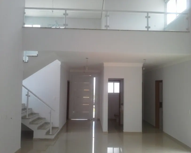 Foto 1 de Casa com 3 quartos à venda, 280m2 em Salto - SP