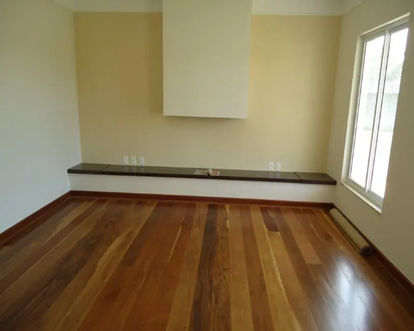 Foto 5 de Casa com 4 quartos à venda, 330m2 em Itu - SP