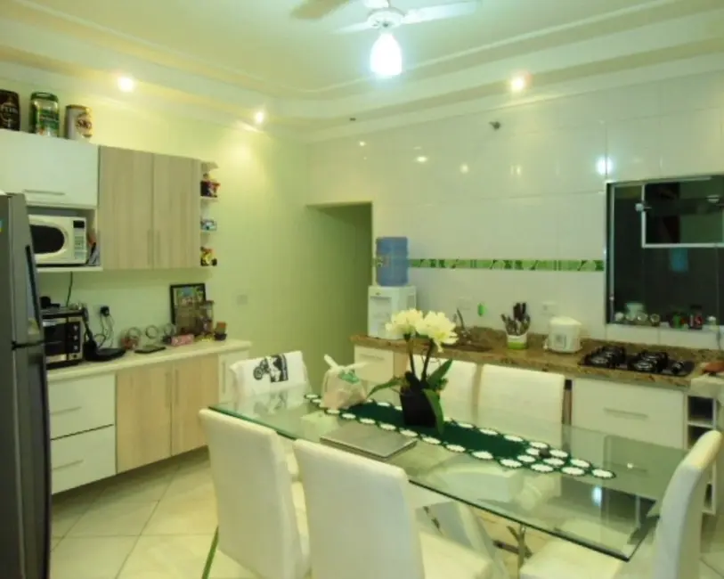 Foto 8 de Casa com 2 quartos à venda, 107m2 em Vila Ianni, Itu - SP