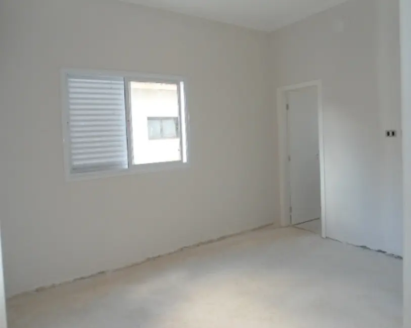 Foto 3 de Casa com 3 quartos à venda, 300m2 em Salto - SP