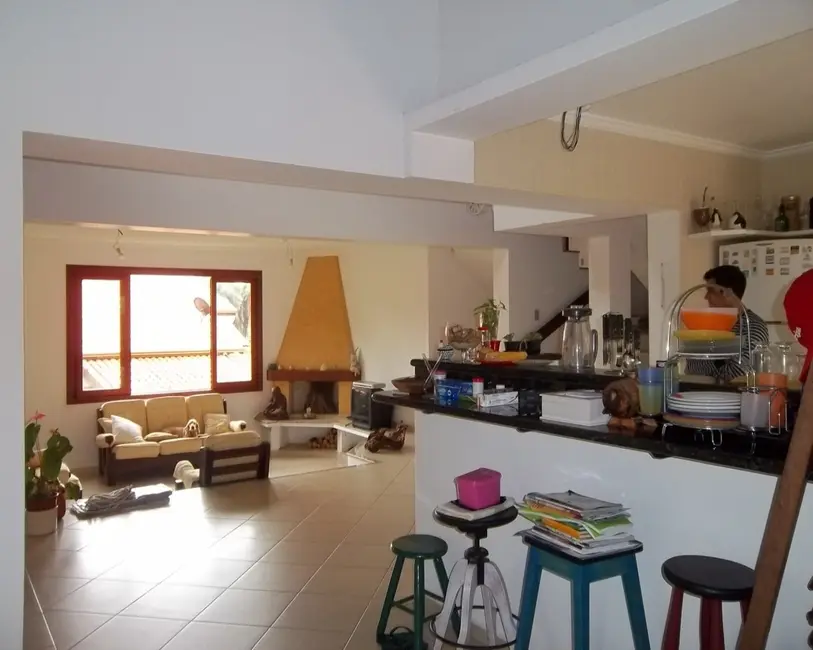 Foto 2 de Casa com 4 quartos à venda, 364m2 em Itu - SP