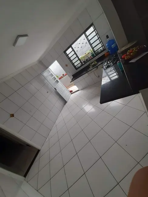 Foto 2 de Casa com 2 quartos à venda, 121m2 em Jardim Estância Bom Viver, Itu - SP