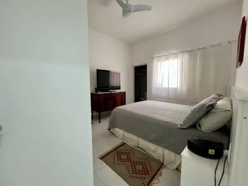 Casa de Condomínio com 3 quartos à venda, 157m2 em Salto - SP - imagem 5 Foto 5 de Casa de Condomínio com 3 quartos à venda, 157m2 em Salto - SP