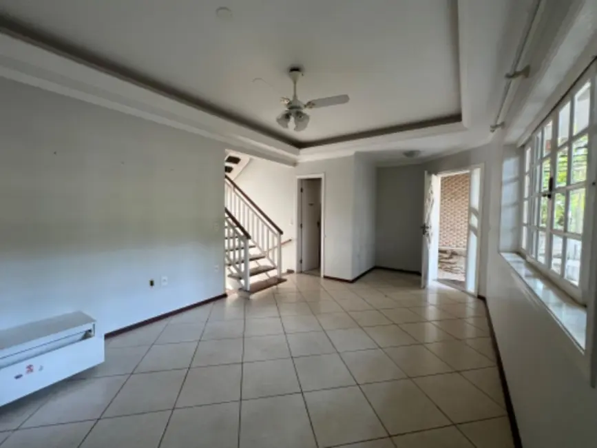 Foto 3 de Casa de Condomínio com 3 quartos à venda e para alugar, 198m2 em Portal da Vila Rica, Itu - SP