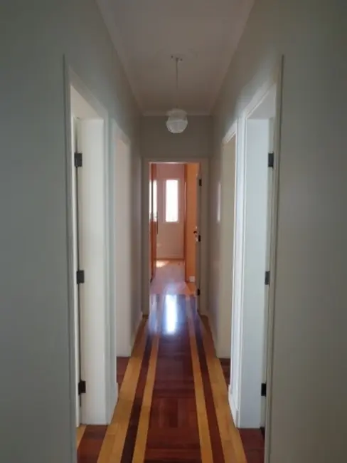 Foto 9 de Casa com 4 quartos à venda, 250m2 em Parque Residencial Presidente Médici, Itu - SP