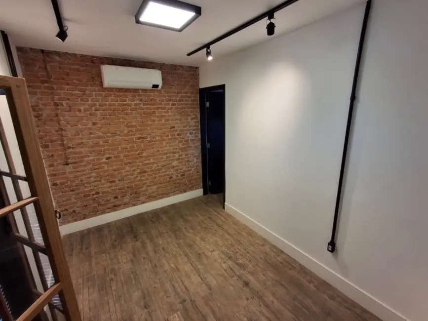 Foto 3 de Sala Comercial à venda, 193m2 em Brasil, Itu - SP