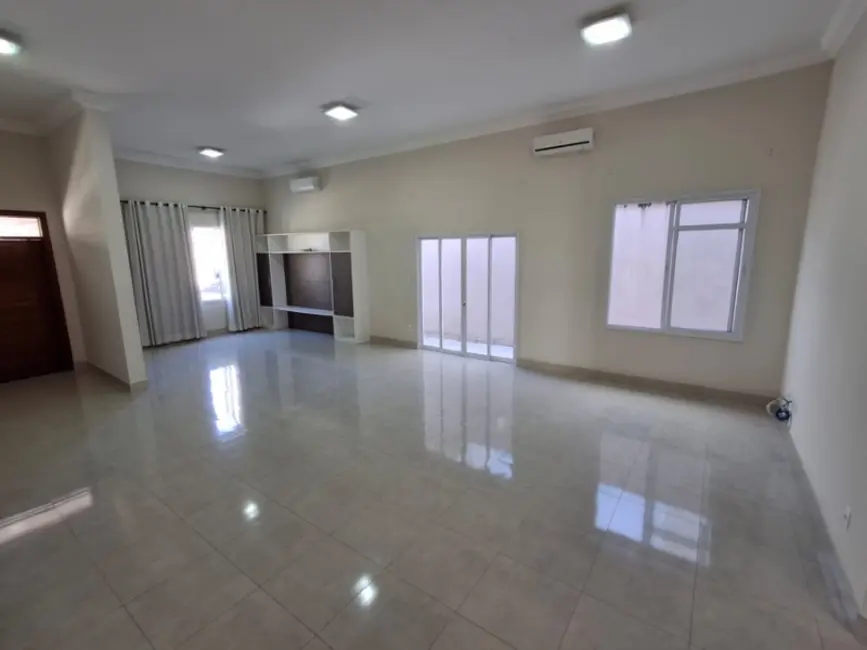 Foto 1 de Casa de Condomínio com 4 quartos à venda e para alugar, 300m2 em Jardim Theodora, Itu - SP