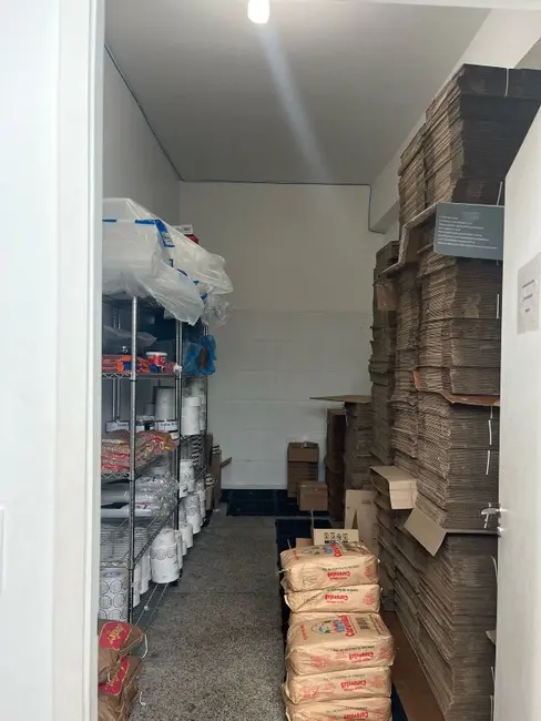 Sala Comercial à venda, 260m2 em Centro, Salto - SP - imagem 5 Foto 5 de Sala Comercial à venda, 260m2 em Centro, Salto - SP