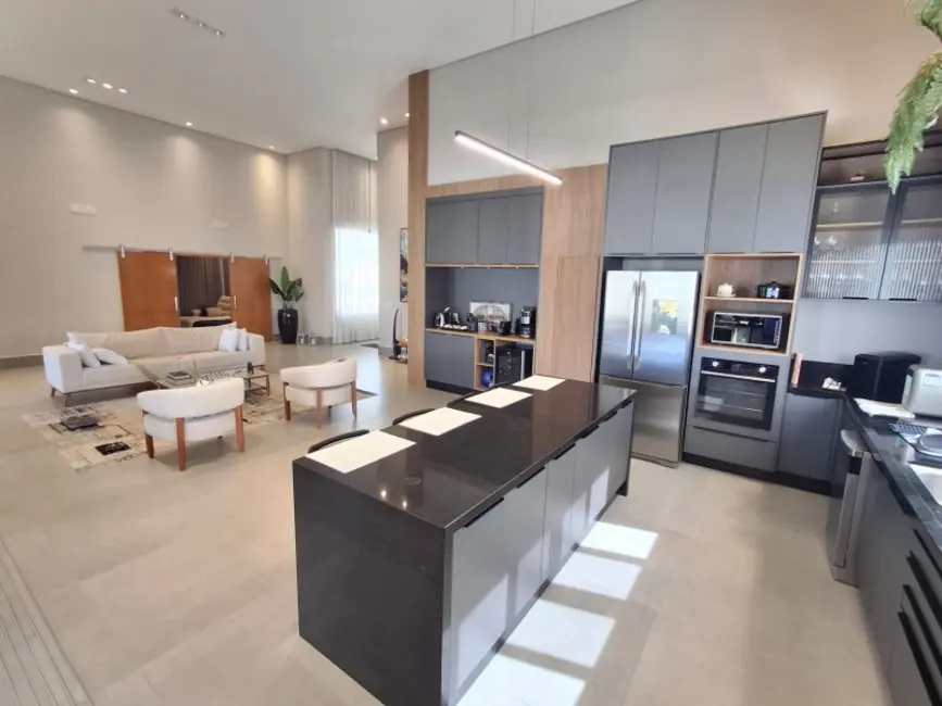 Foto 1 de Casa com 4 quartos à venda, 423m2 em Itaim Mirim, Itu - SP