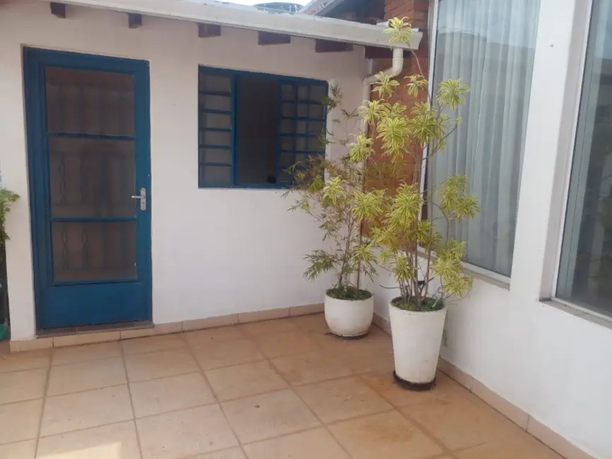 Casa com 2 quartos à venda, 171m2 em Vila Santa Terezinha, Itu - SP - imagem 1 Foto 1 de Casa com 2 quartos à venda, 171m2 em Vila Santa Terezinha, Itu - SP
