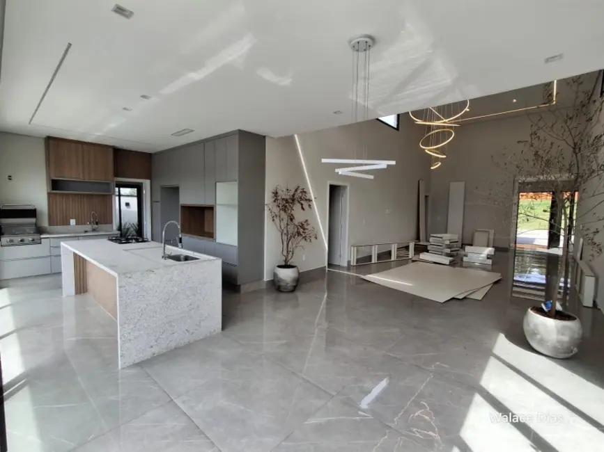 Foto 1 de Casa de Condomínio com 4 quartos à venda e para alugar, 237m2 em Itu - SP