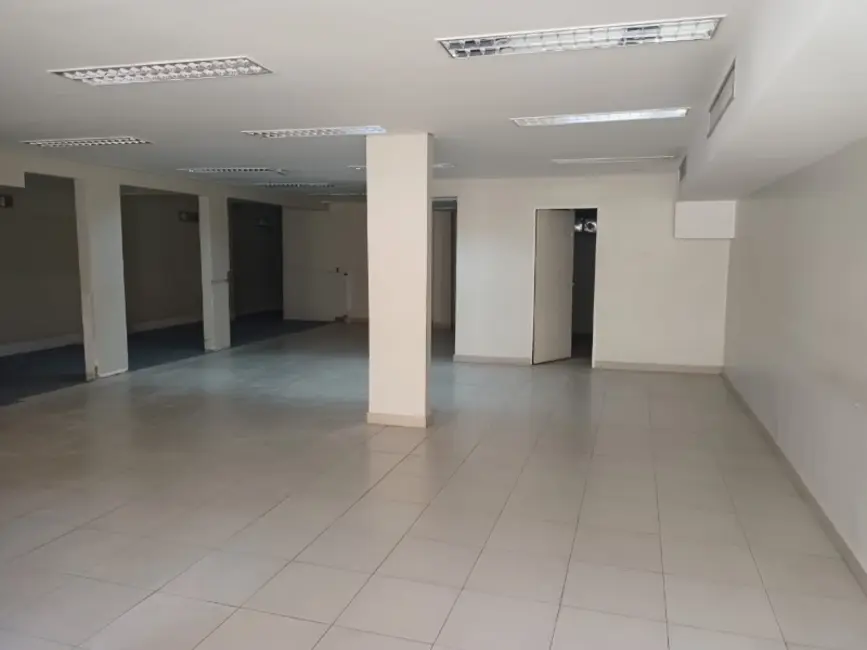 Foto 3 de Armazém / Galpão à venda, 695m2 em Centro, Itu - SP